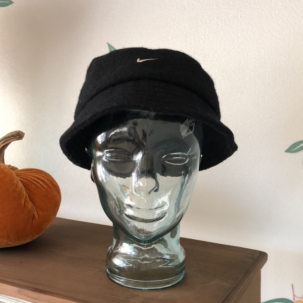 Vintage Nike Bucket Hat
